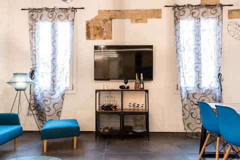 Popular Airbnb listing: Apartment The Bell Tower in Alghero