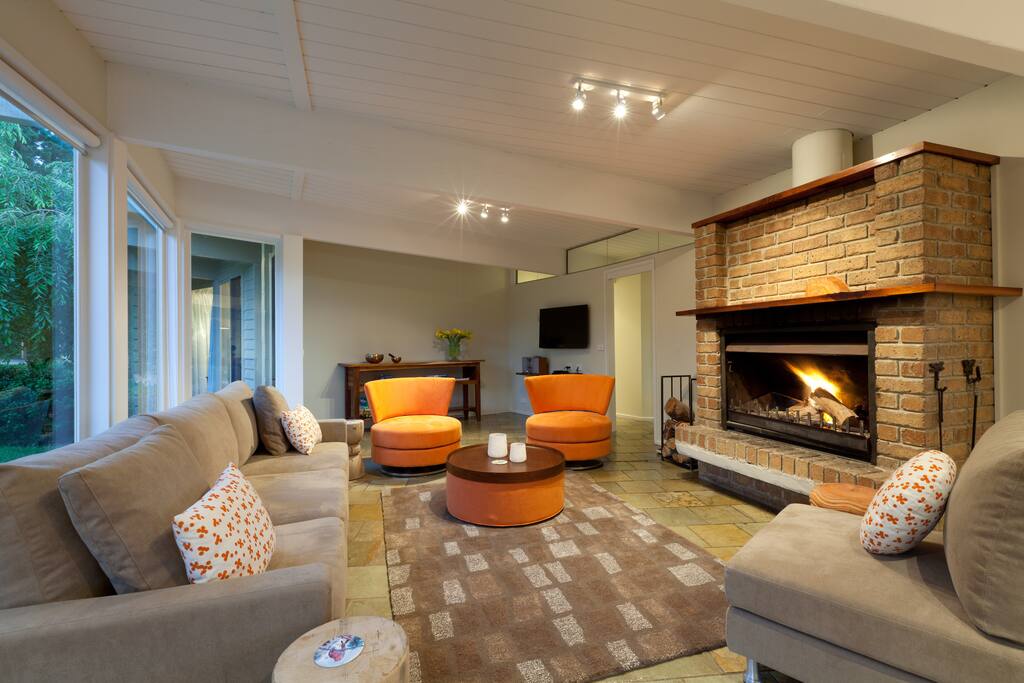 Settle down for the evening in front of the open fireplace during Autumn & Winter