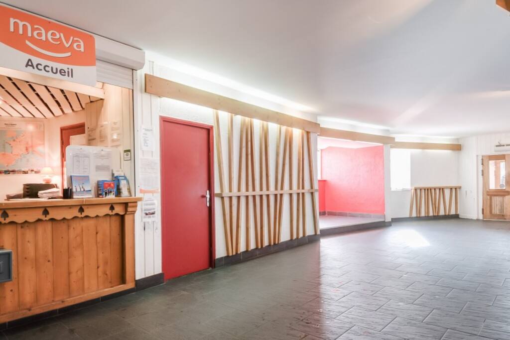 Réception / Reception desk