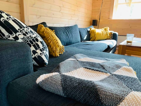 Popular Airbnb listing: 100% beautiful log cabin near the beach in Faxe