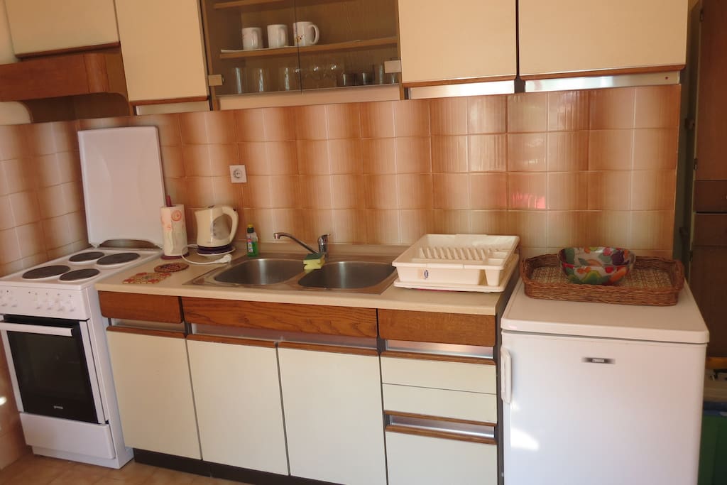 Fully equipped kitchen