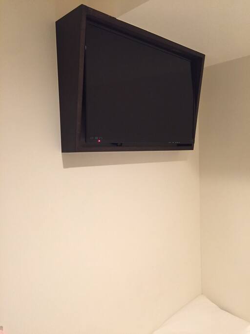 TV