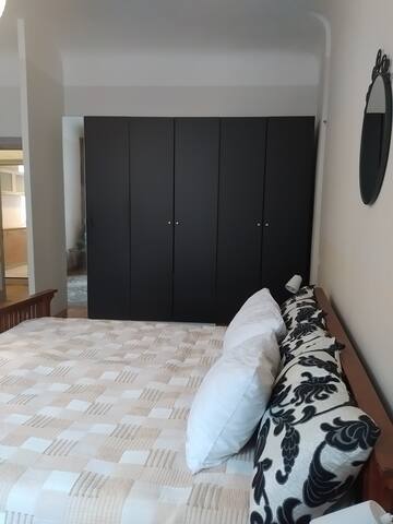 3 bedrooms very central gallery image 4