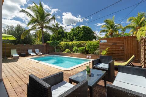 Contemporary Villa near the beach