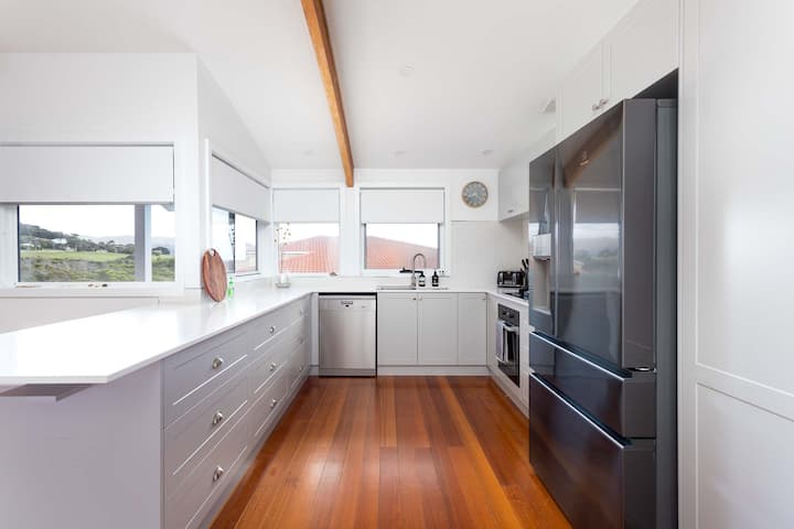 Tooshka's Beach House - Douglas Apsley National Park