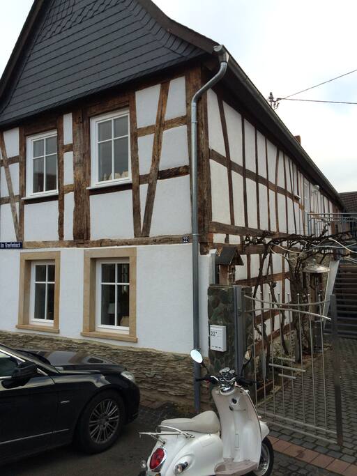 Unser Haus mit den 4 Ferienwohnungen