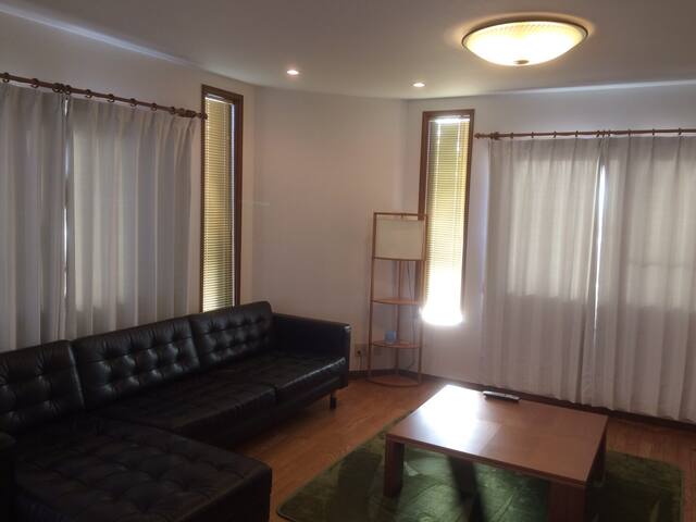 9 min to Shibuya 5BR 152sqm 2 car (P) Free Bikes gallery image 2