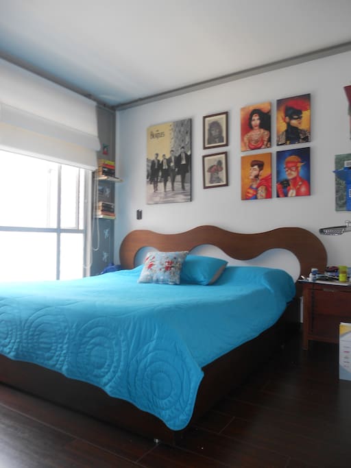 Bedroom 1 with Queen bed
