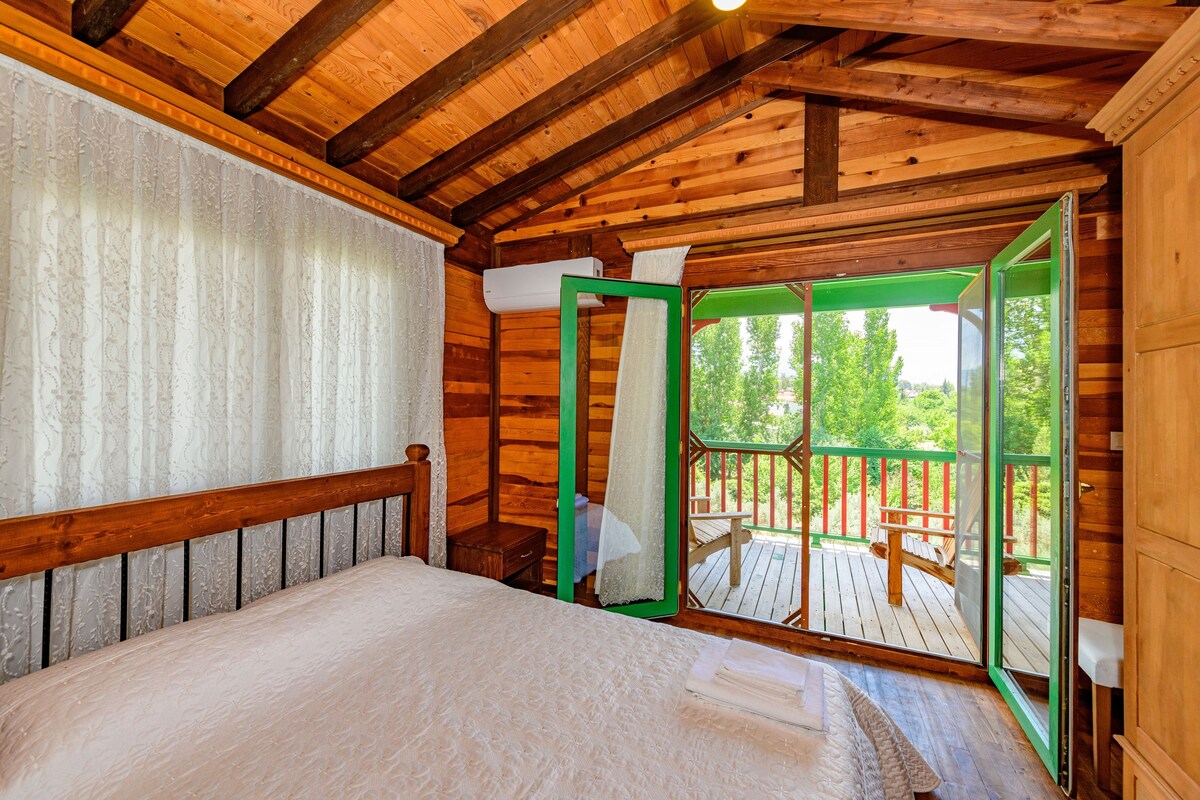 Spavaća soba 1 i terasa