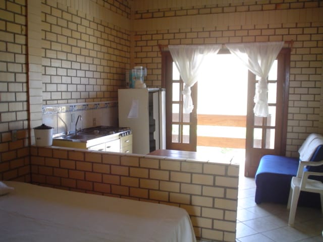 apartman za parove s 02 djece. kitinete stil s pripadajućom kuhinjom