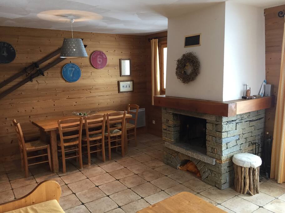Salle a manger / cheminée