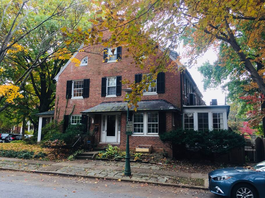 End row house