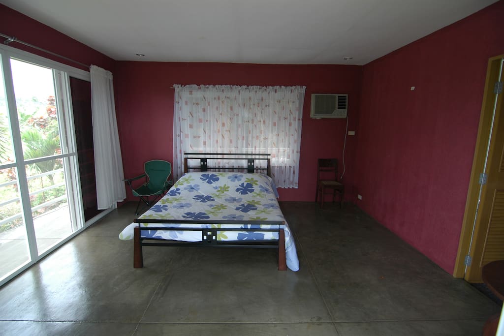 Master bedroom (top deck)