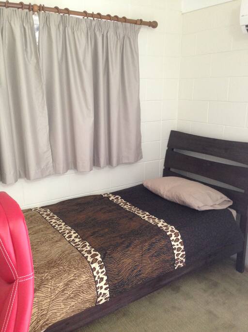 This room has its own access to to outside. R6