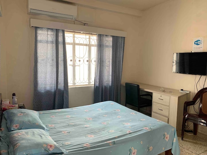 Dhanmondi, Dhaka Ferienwohnungen & Unterkünfte Dhaka, Bangladesch