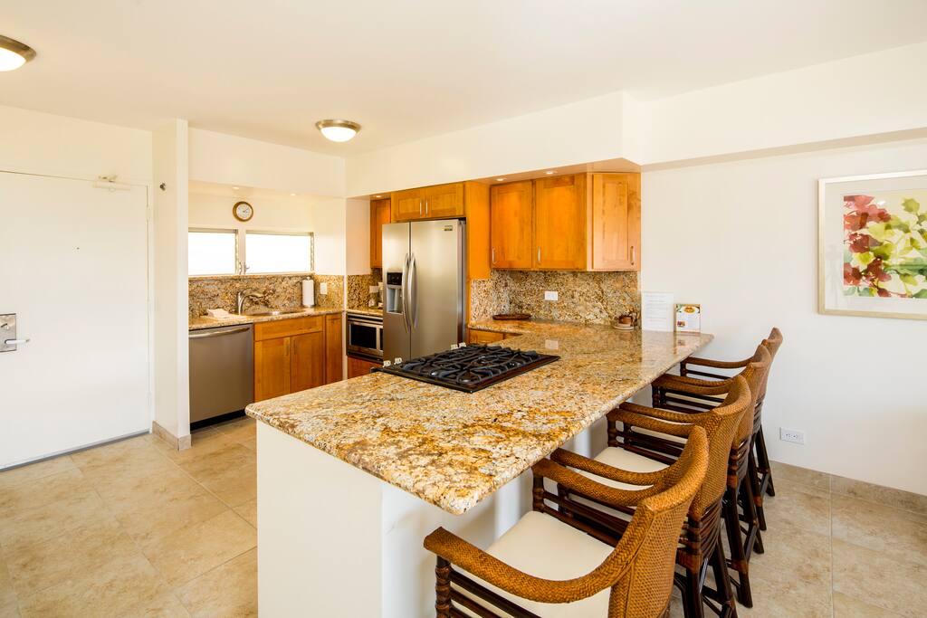 Kitchen/Dining Area