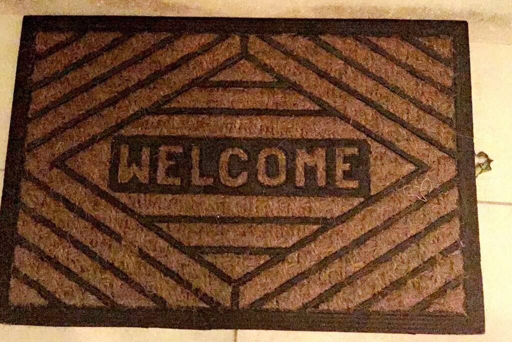 Bienvenido a nuestro espacio que es tu espacio!
Welcome home!