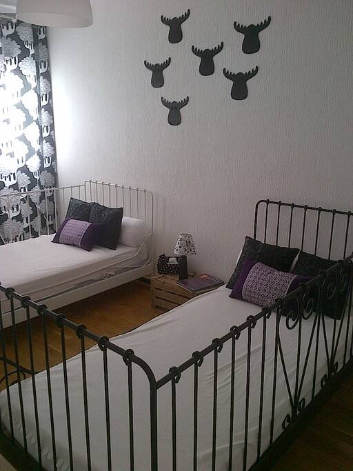 Chambre noire et blanche