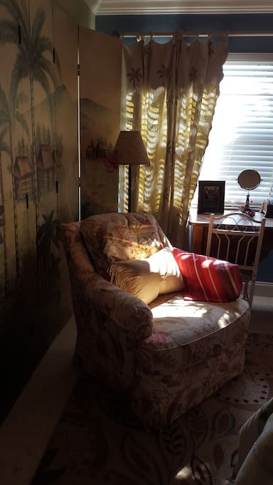 Sitting area in BR. Relax and take a breath, or sit and read comfortably.