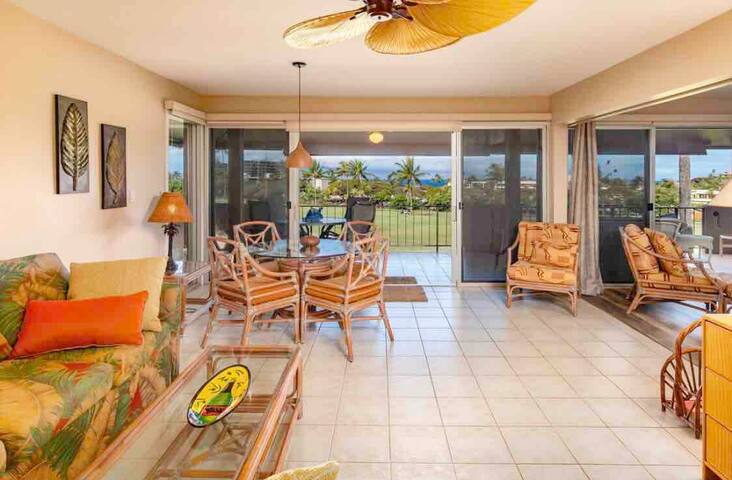 A 200, a 5 Star Best Golden Beach & Amazing Views gallery image 5