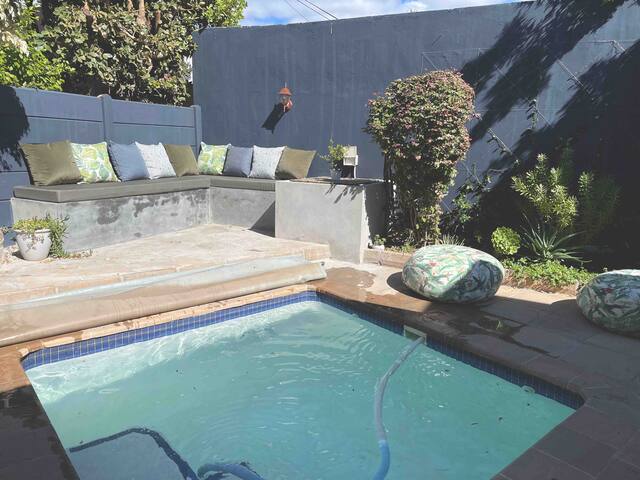 Family Friendly Holiday Home -Claremont Cape Town gallery image 5