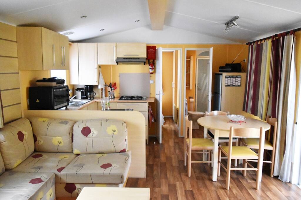 Salon cuisine coin repas