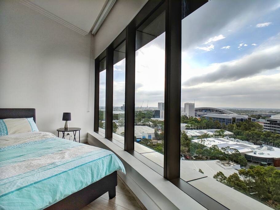 2nd bedroom