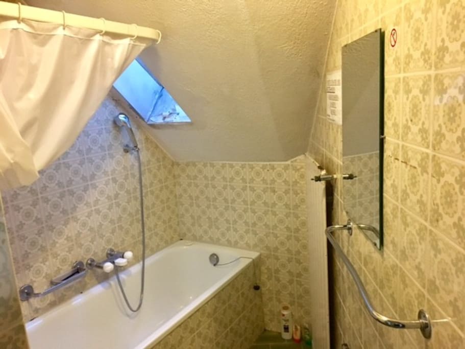 Bad und WC auf Etage