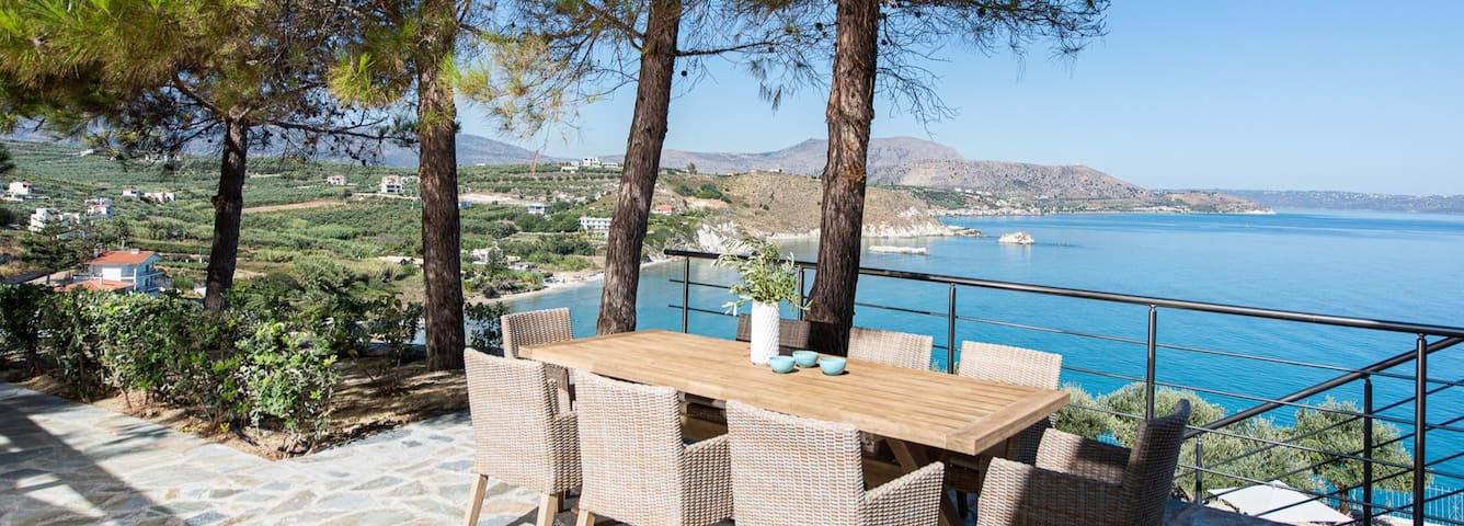 KEA, above the sea, superb views, near beach. gallery image 3