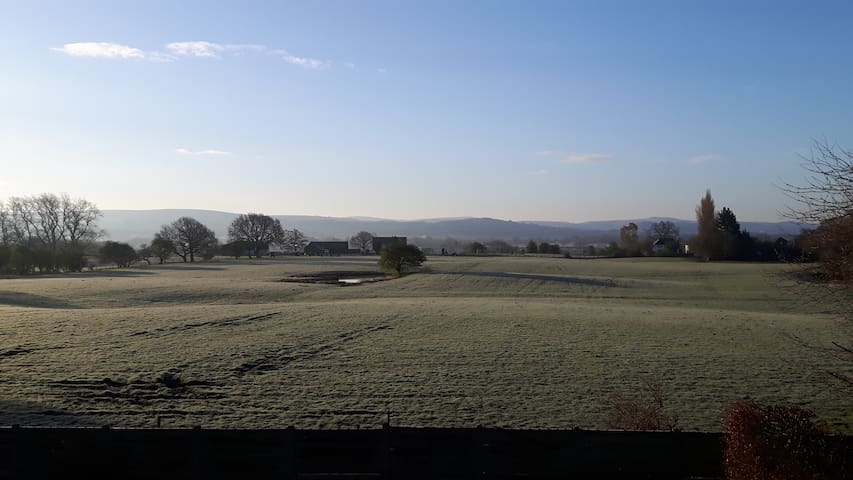 Self contained accommodation in Woodford, Cheshire