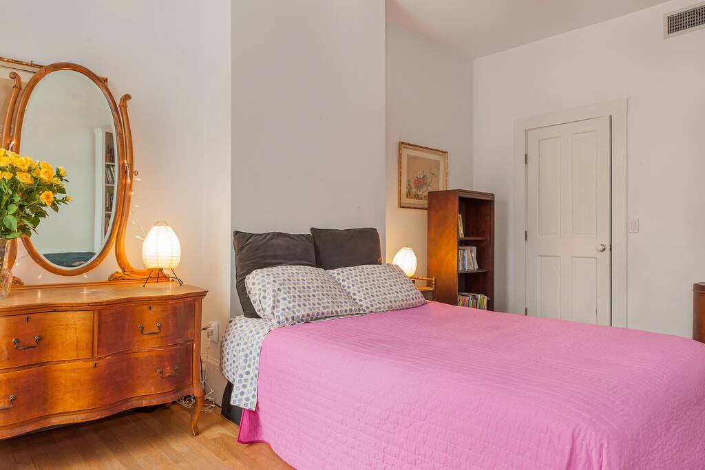 Pink Flamingo Room