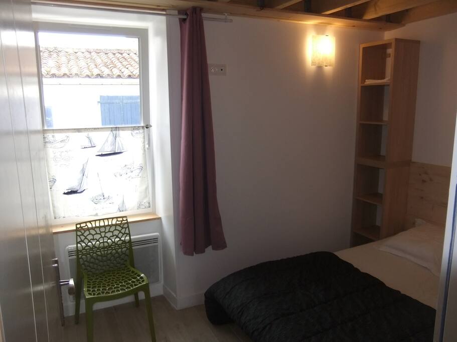 Chambre - Salle d'eau.