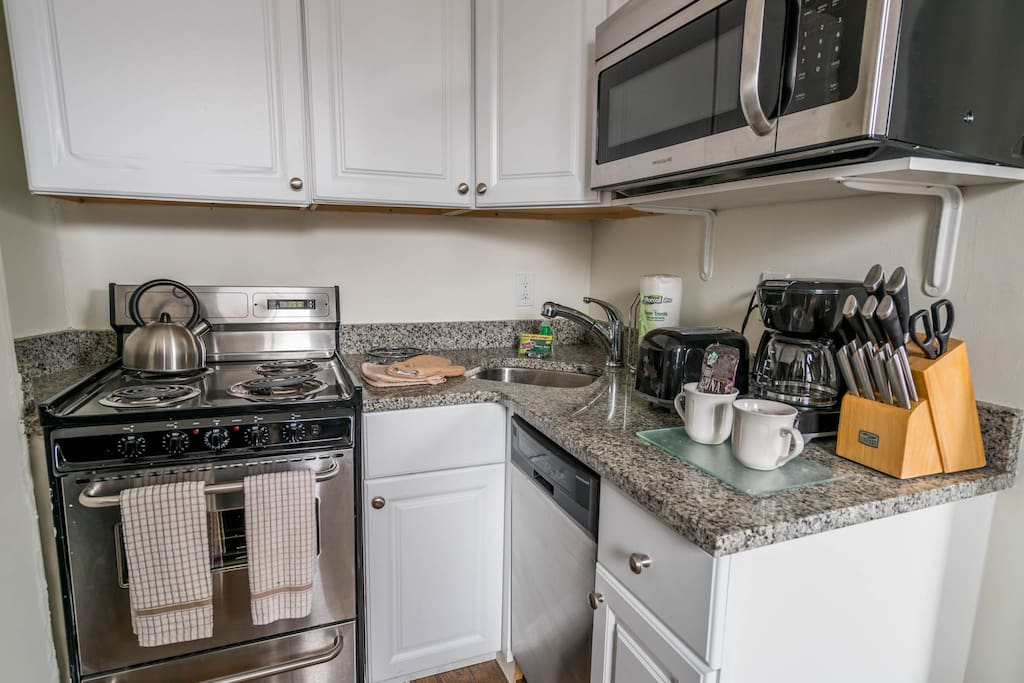 Fully equipped kitchen