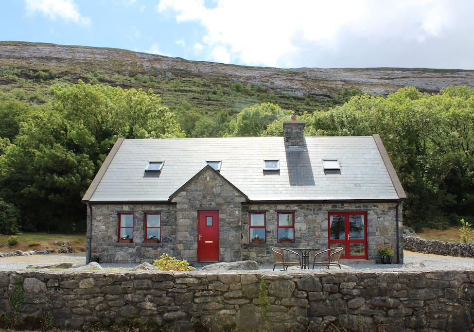 The Stone House, Gleninagh, Ballyvaughan, Co Clare Houses for Rent in