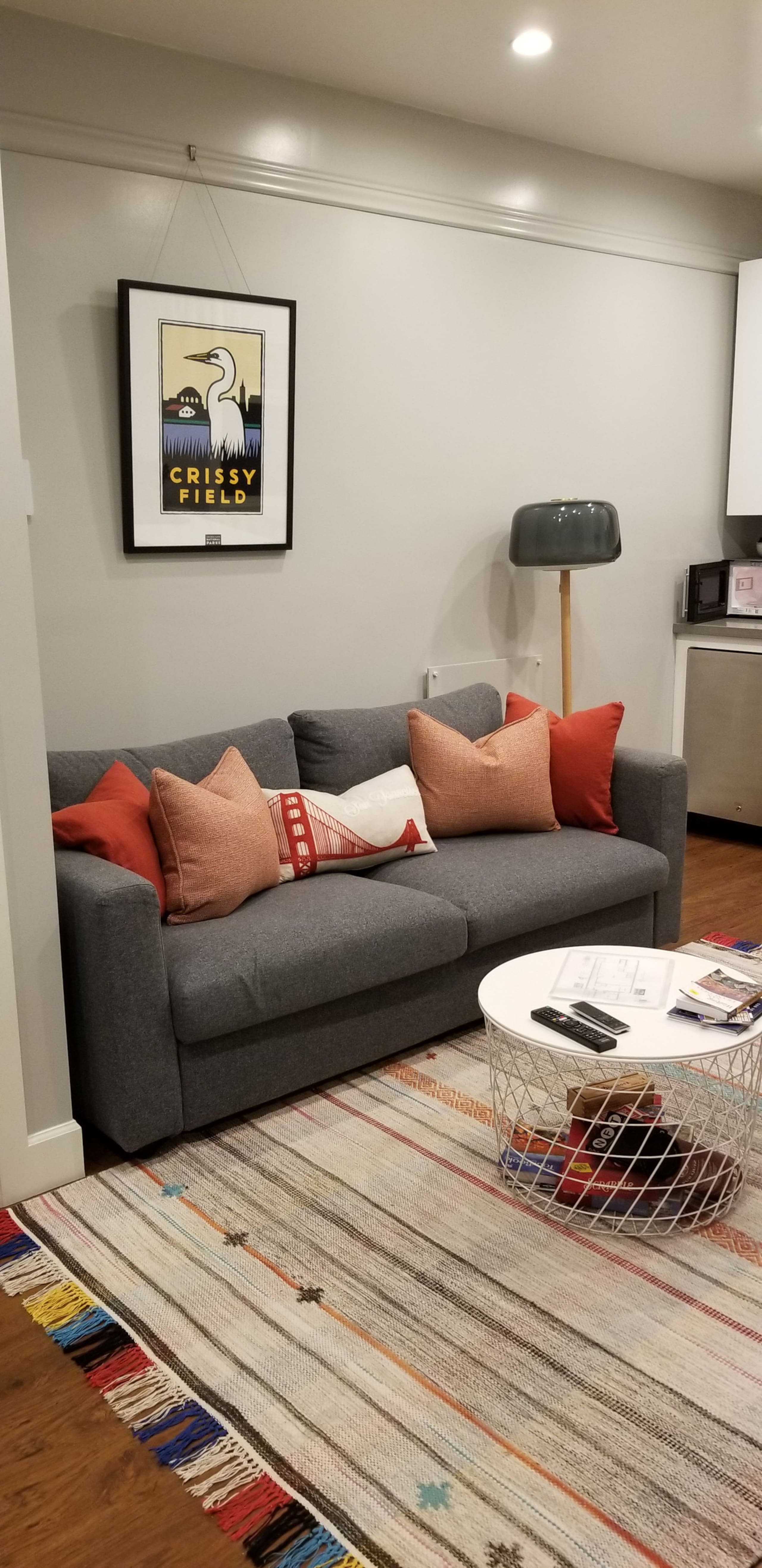 Condo in San Francisco · ★4.95 · 1 bedroom · 2 beds · 1 bath - Image 5