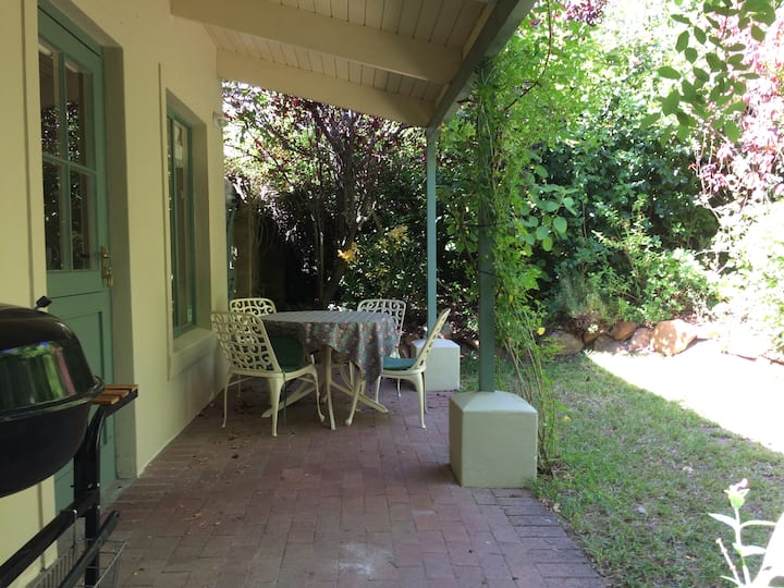 Rose Cottage, Constantia - Cape Town