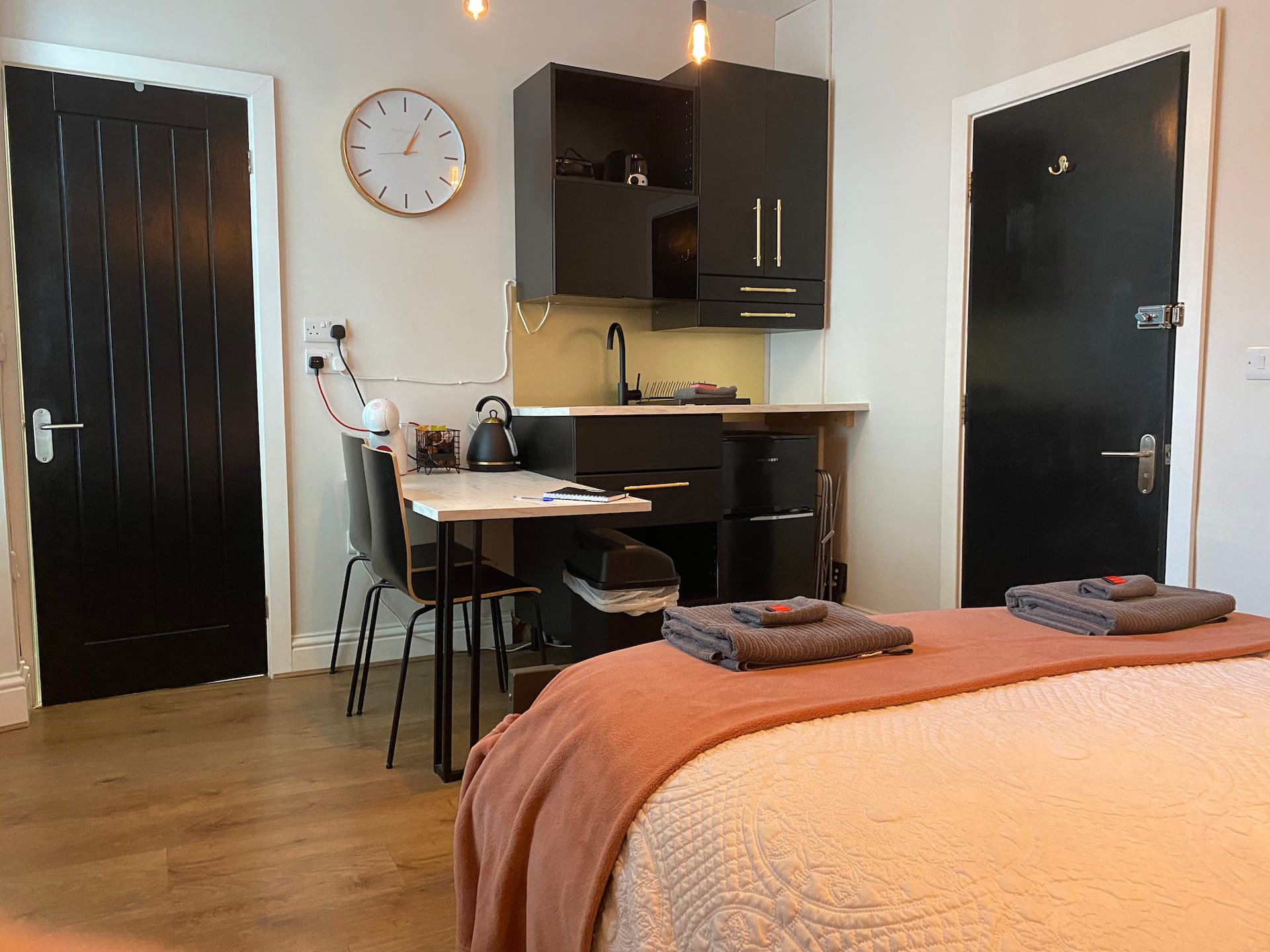 B.Keswick Town centre studio - room B