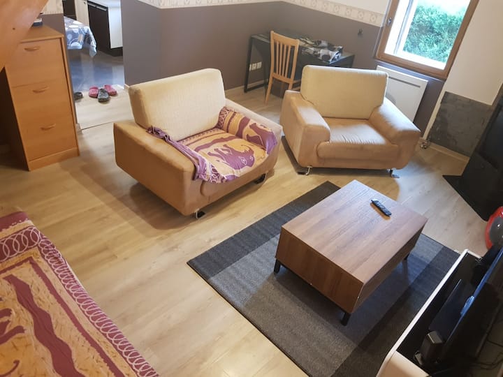 Maison 4/6 Personnes, Au Calme De La Campagne. - Chambéry
