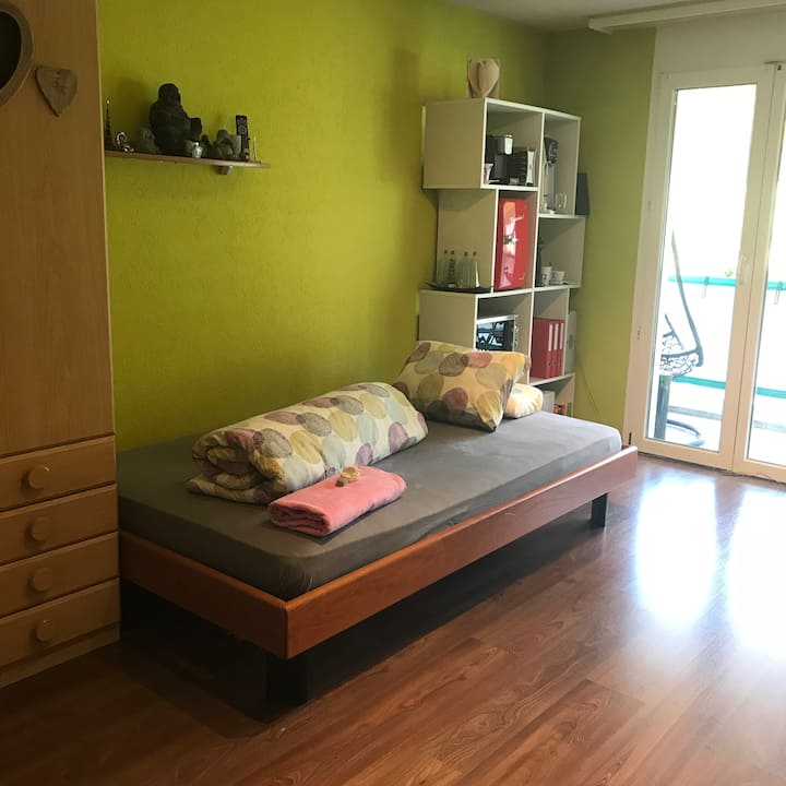 Zimmer 3 - Bett (120 cm breit)