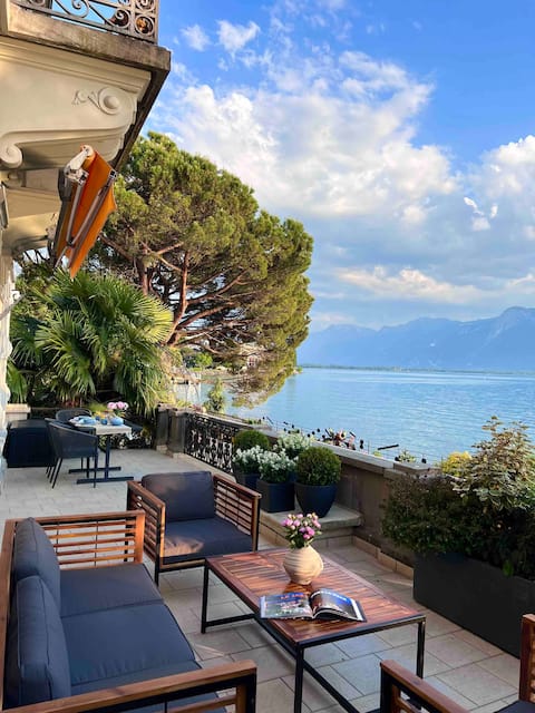 Montreux Luxury Suite | Terrace | parking