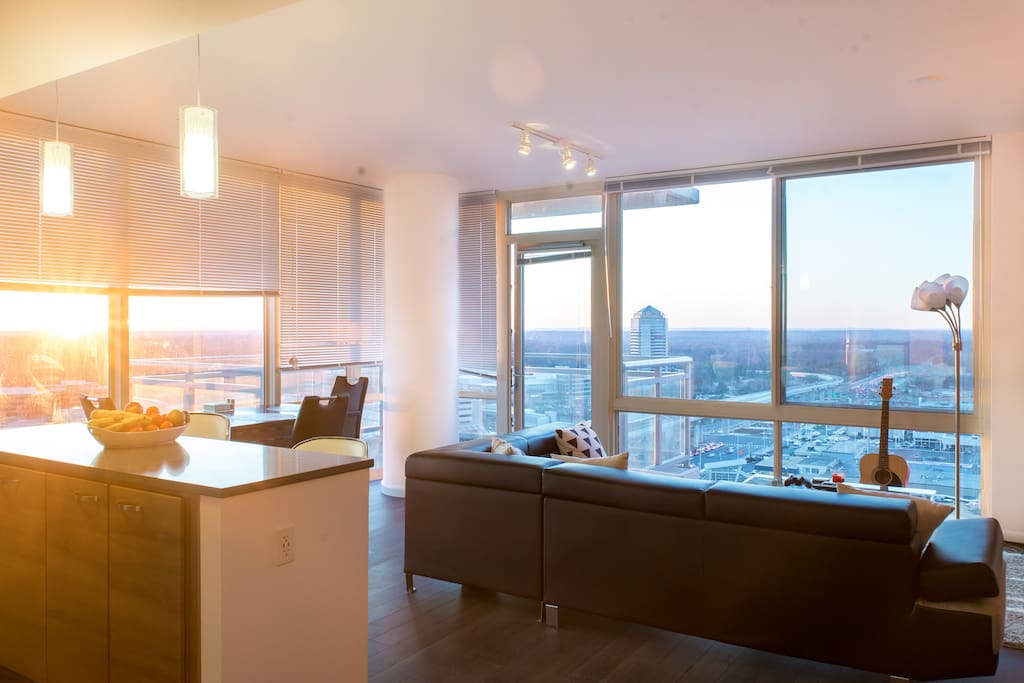 Glass walls with unobstructed view