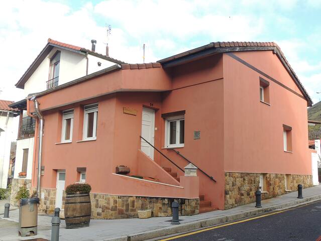 Mar y montaña para parejas,grupos y familias gallery image 2