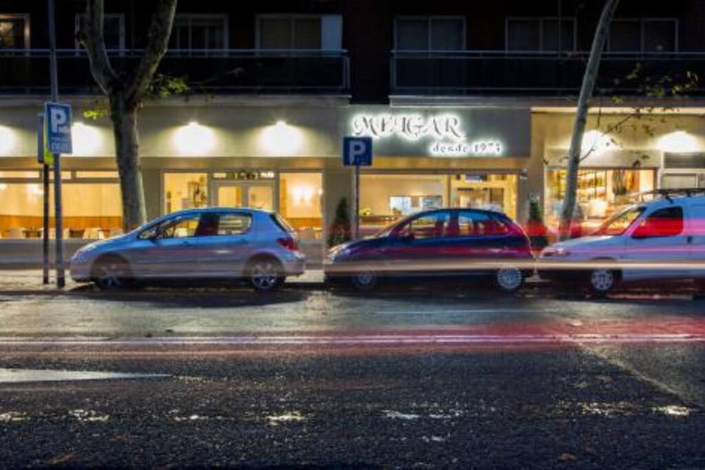 Diferentes sitios para visitar en una caminata nocturna