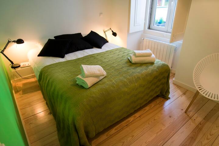 Apartment & terrace near Parliament, 4BR, 2WC gallery image 4