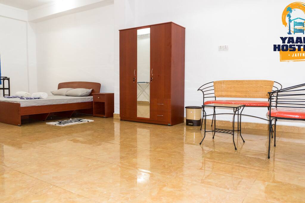 FAMILY ROOM WITH GYM ACCESS