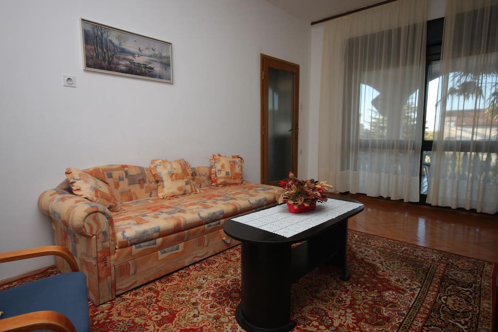 Living room, Surface: 16 m²