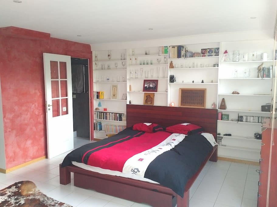 Bed area
