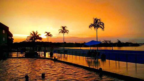 Golden Lake Apart Hotel