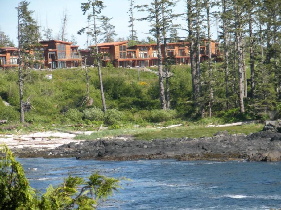 View from Blackrock Resort showing how close Seaquest is to the water.