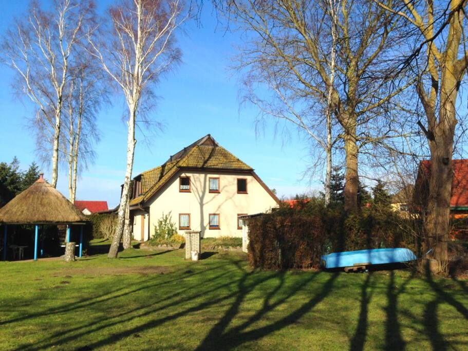 Apartmenthäuser Zum Zeesenboot